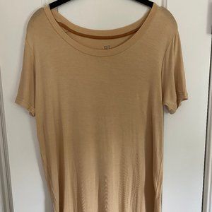 Vienna Couture Women's Essential T-Shirt